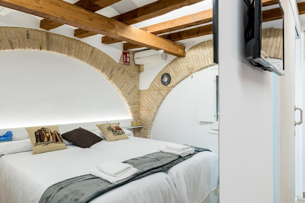 Hostal 977 Tarragona Dış mekan fotoğraf