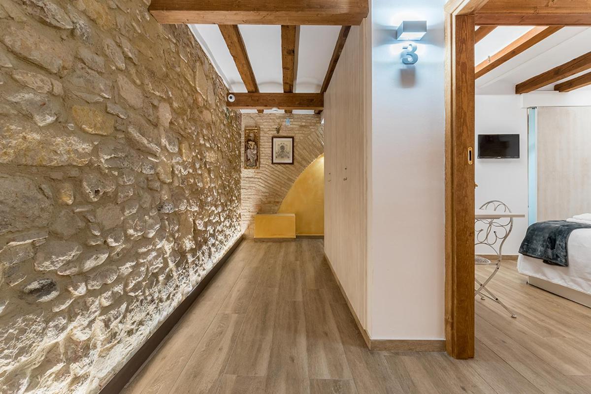 Hostal 977 Tarragona Dış mekan fotoğraf