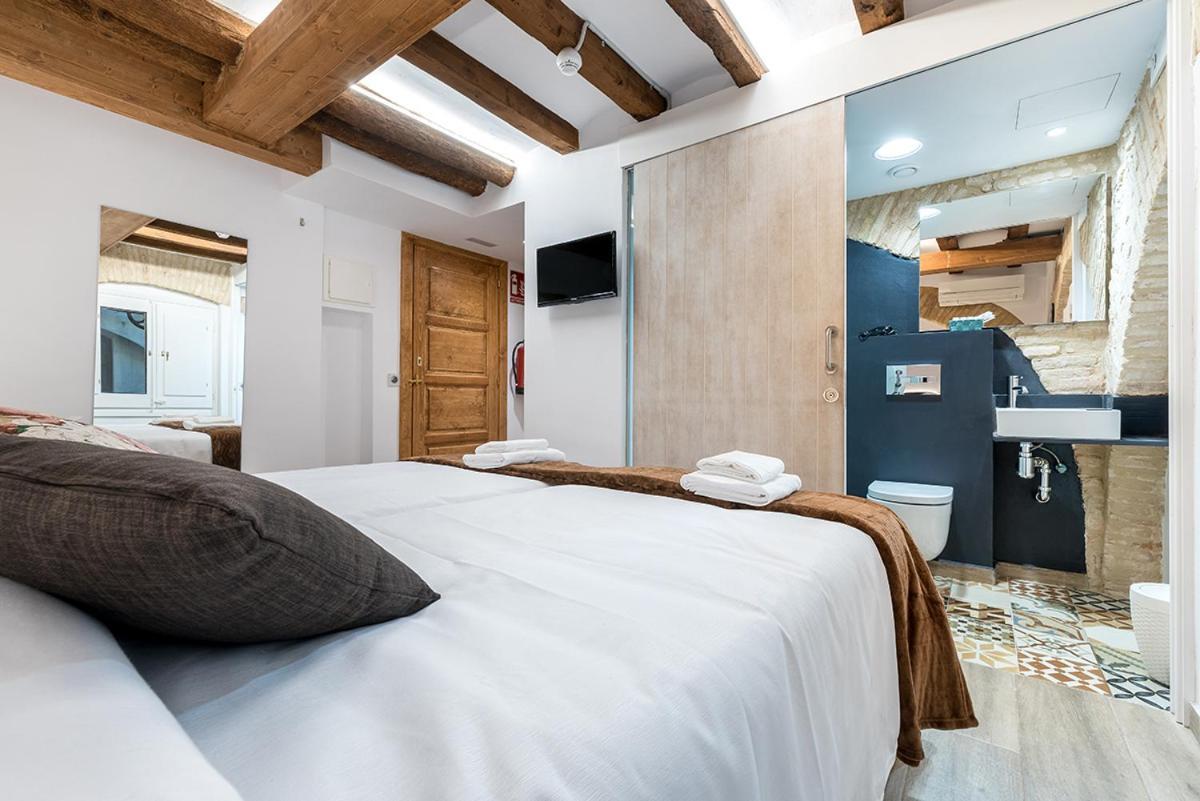 Hostal 977 Tarragona Dış mekan fotoğraf
